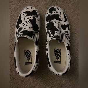 Women’s size 9 cow print vans- never worn